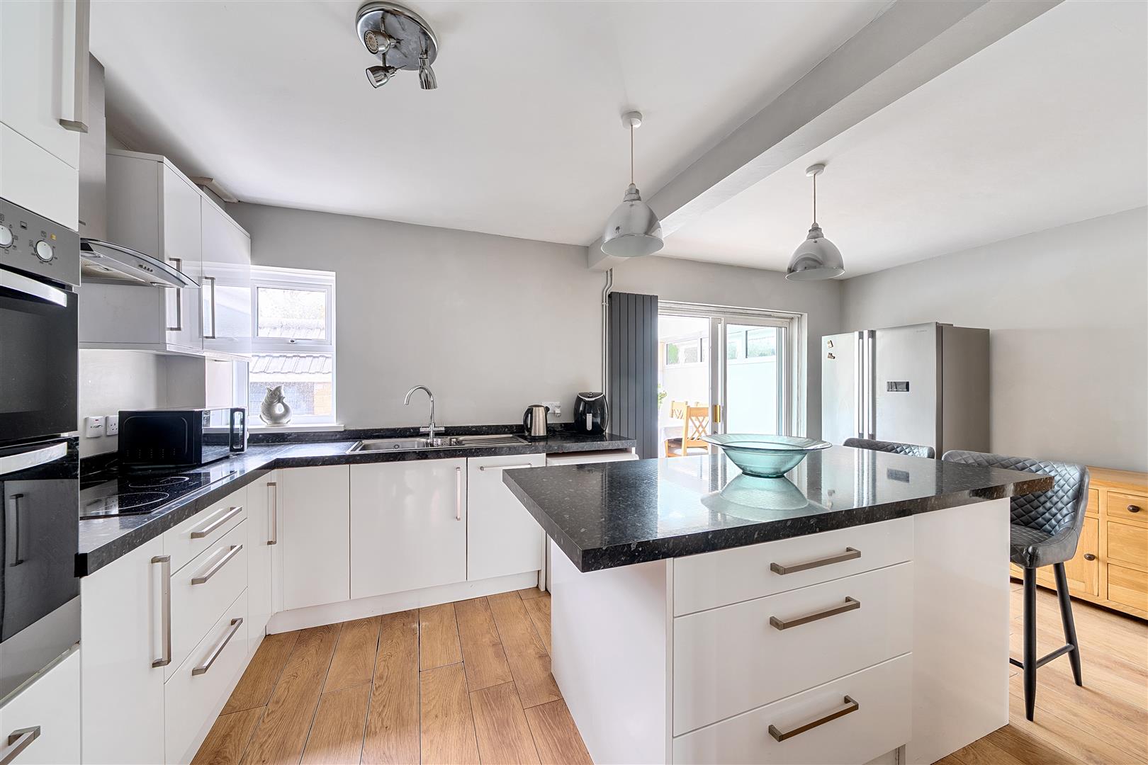 Rosewarne Close, Waunarlwydd, Swansea, SA5 4TE